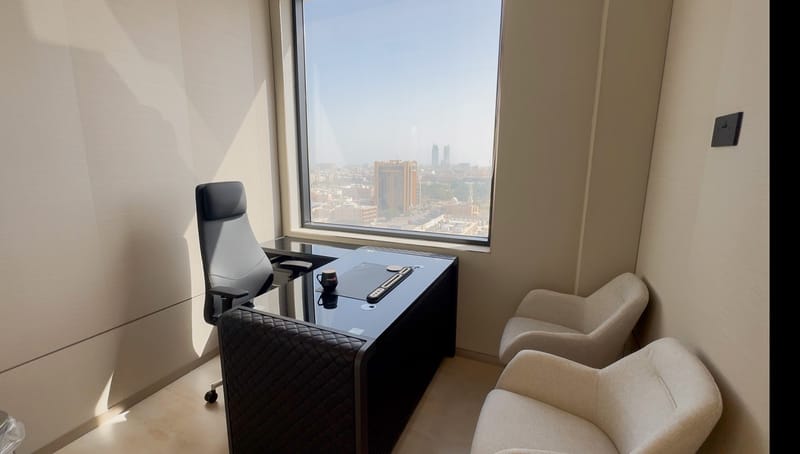 Prestige Office, second frame